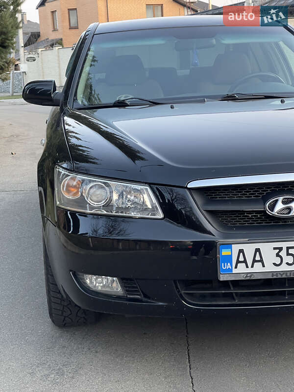 Седан Hyundai Sonata 2005 в Киеве