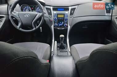 Седан Hyundai Sonata 2012 в Хмельницькому