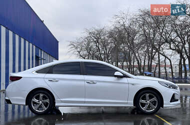 Седан Hyundai Sonata 2017 в Одессе