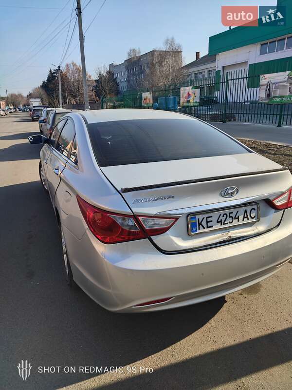 Седан Hyundai Sonata 2014 в Павлограді