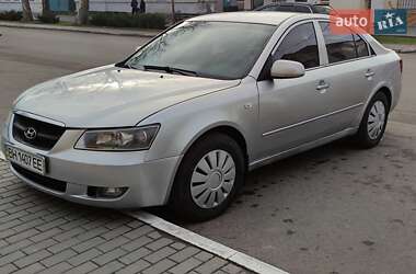 Седан Hyundai Sonata 2005 в Килии