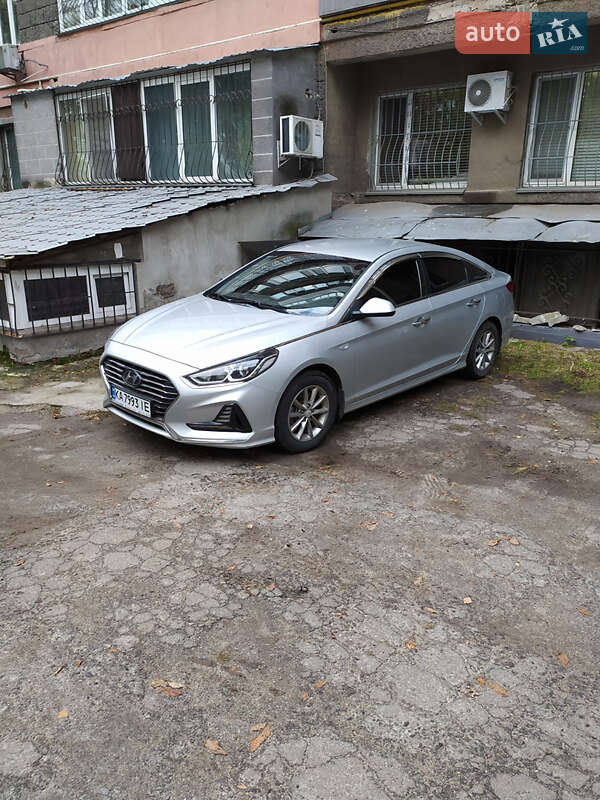 Седан Hyundai Sonata 2018 в 