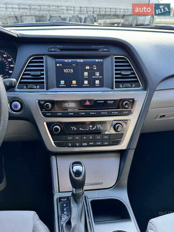 Седан Hyundai Sonata 2016 в Одессе