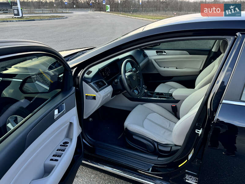 Седан Hyundai Sonata 2016 в Одессе