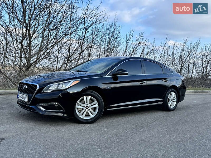 Седан Hyundai Sonata 2016 в Одессе