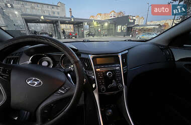 Седан Hyundai Sonata 2011 в 