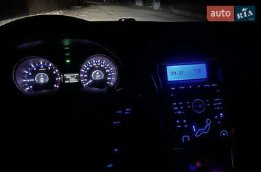 Седан Hyundai Sonata 2011 в 