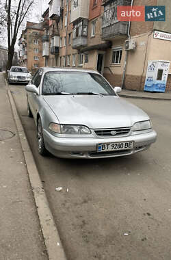 Седан Hyundai Sonata 1994 в Черновцах