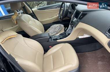 Седан Hyundai Sonata 2014 в Калуше