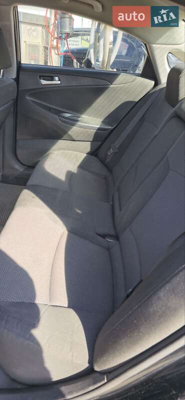 Седан Hyundai Sonata 2010 в Білгороді-Дністровському