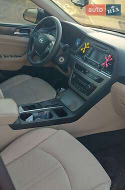 Седан Hyundai Sonata 2015 в 