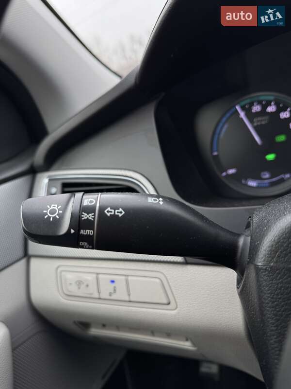 Седан Hyundai Sonata 2015 в Кременчуге