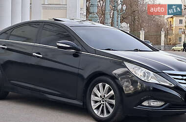 Седан Hyundai Sonata 2014 в Жовтих Водах