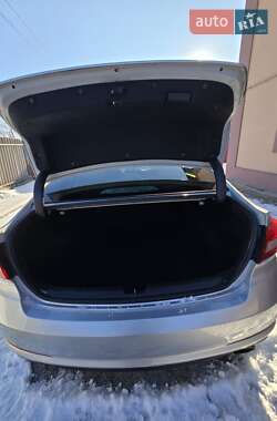 Седан Hyundai Sonata 2015 в Борисполе