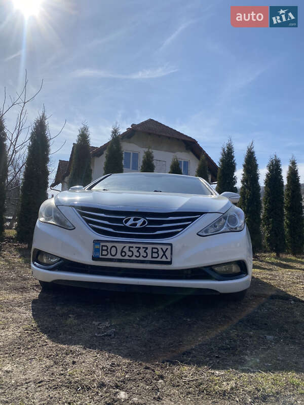 Седан Hyundai Sonata 2014 в Чорткове