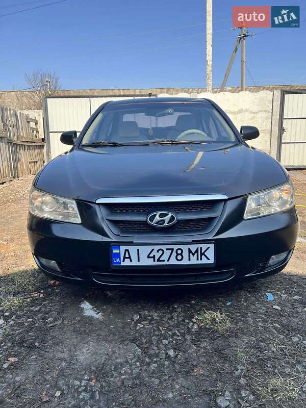 Седан Hyundai Sonata 2005 в Лубнах