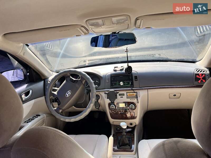 Седан Hyundai Sonata 2005 в Лубнах