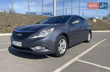 Hyundai Sonata 2011