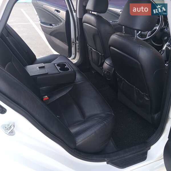 Седан Hyundai Sonata 2012 в Луцьку