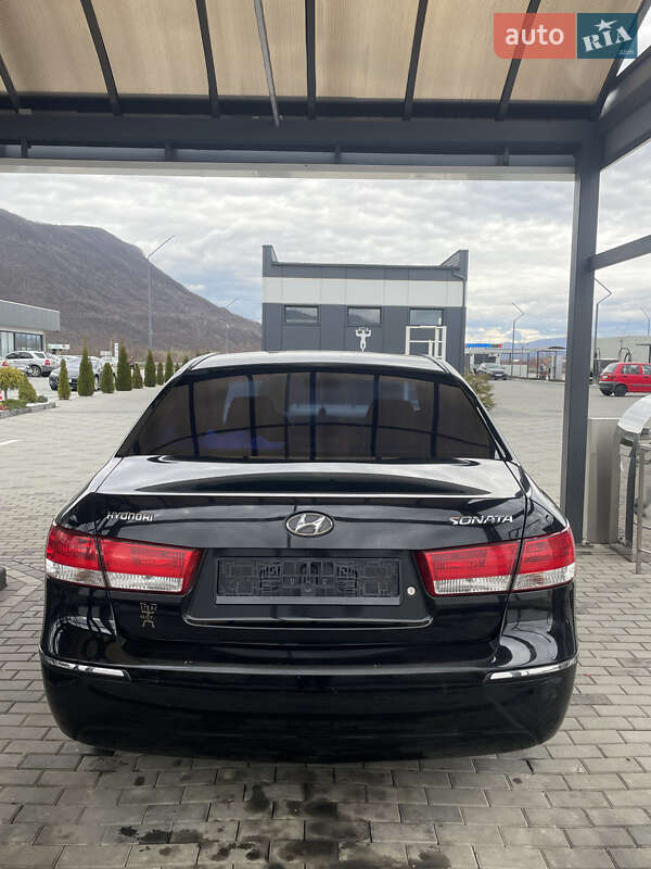 Седан Hyundai Sonata 2009 в Хусті