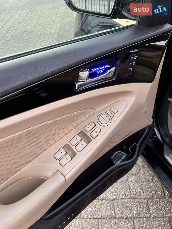 Седан Hyundai Sonata 2012 в Немирові