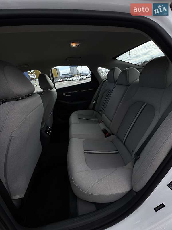 Седан Hyundai Sonata 2020 в Киеве