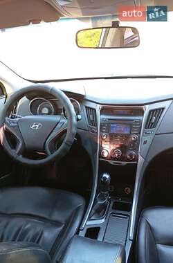 Седан Hyundai Sonata 2013 в 