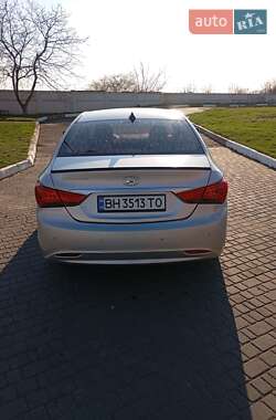 Седан Hyundai Sonata 2013 в 