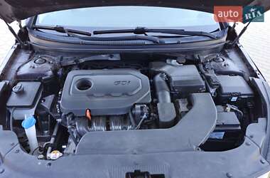 Седан Hyundai Sonata 2016 в 