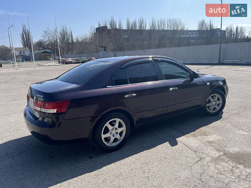 Седан Hyundai Sonata 2007 в Николаеве