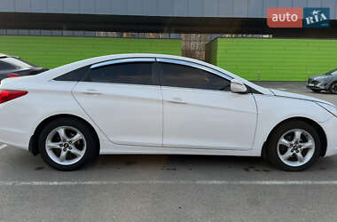 Седан Hyundai Sonata 2014 в Киеве