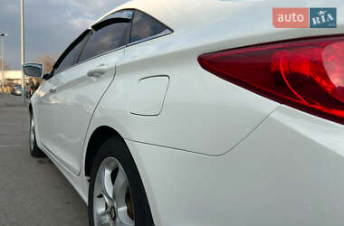Седан Hyundai Sonata 2014 в Киеве