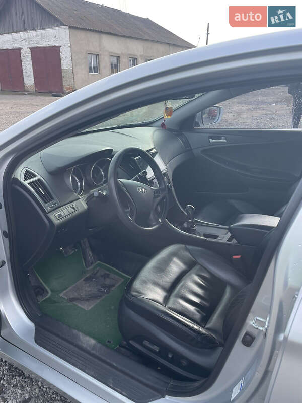 Седан Hyundai Sonata 2013 в Погребище