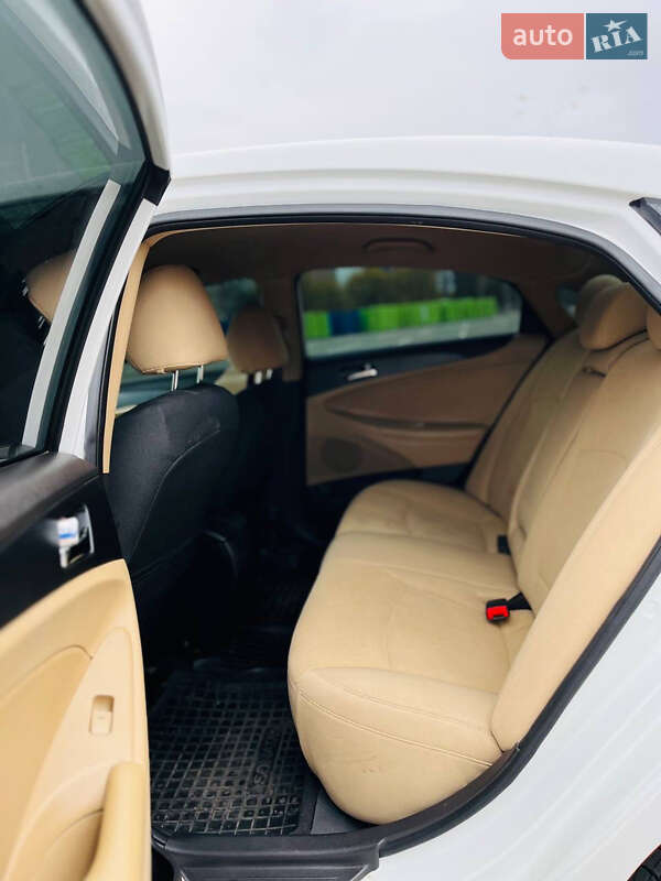 Седан Hyundai Sonata 2011 в Каменец-Подольском фото 12 Седан Hyundai Sonata 2011 в Каменец-Подольском