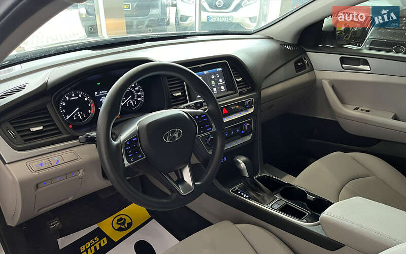 Седан Hyundai Sonata 2018 в Шептицькому