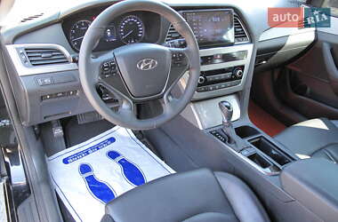 Седан Hyundai Sonata 2016 в 