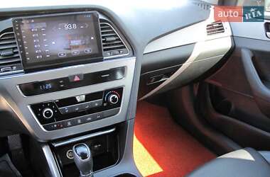 Седан Hyundai Sonata 2016 в 
