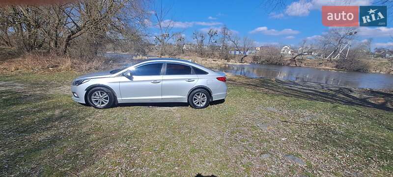 Седан Hyundai Sonata 2015 в Звягелі