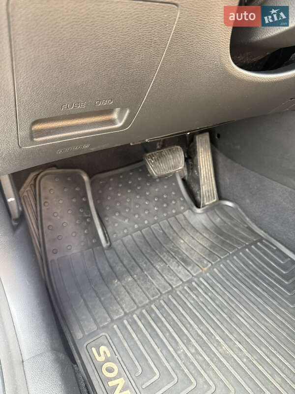 Седан Hyundai Sonata 2014 в Вишгороді