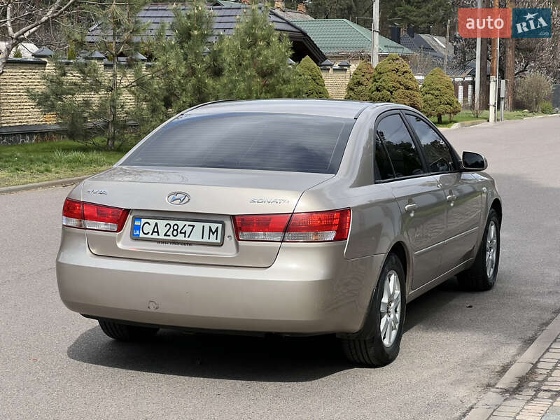Седан Hyundai Sonata 2006 в Черкасах