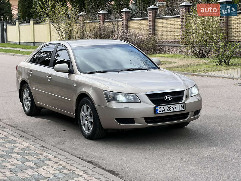 Седан Hyundai Sonata 2006 в Черкасах
