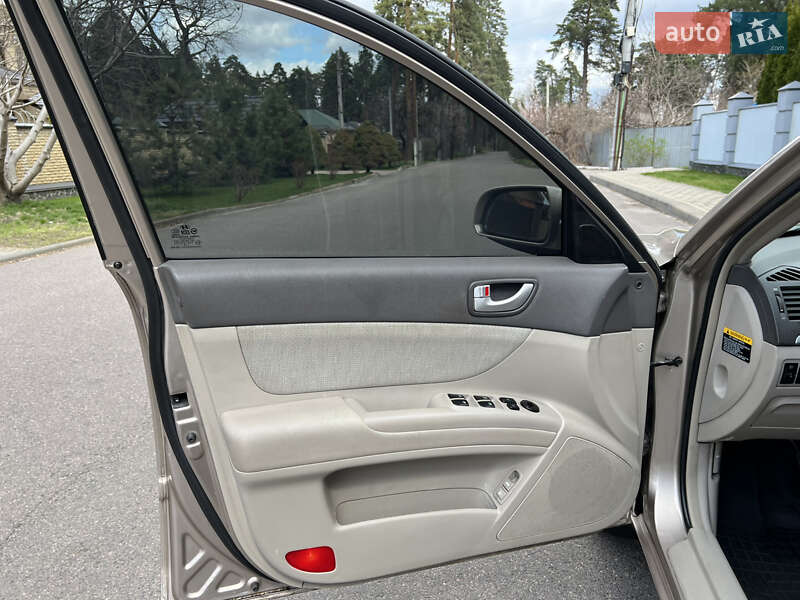 Седан Hyundai Sonata 2006 в Черкасах