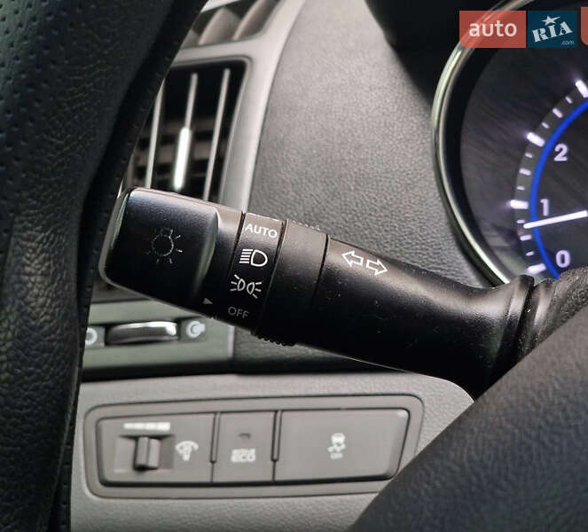 Седан Hyundai Sonata 2011 в Одессе