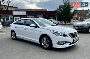 Седан Hyundai Sonata 2015 в 