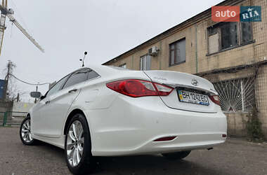 Седан Hyundai Sonata 2011 в 