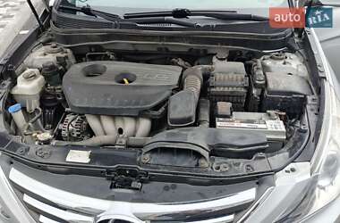 Седан Hyundai Sonata 2014 в 