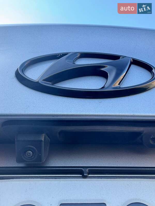 Седан Hyundai Sonata 2014 в Києві