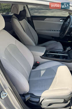 Седан Hyundai Sonata 2014 в 