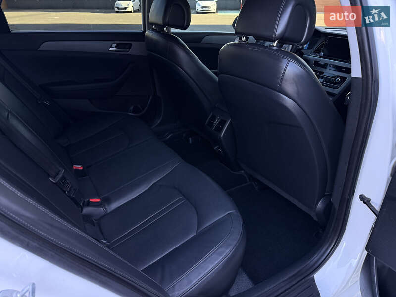 Седан Hyundai Sonata 2018 в Киеве