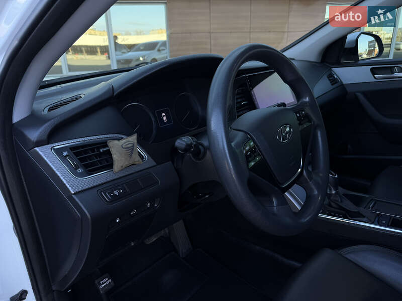 Седан Hyundai Sonata 2018 в Киеве